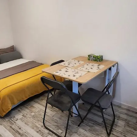 Guest Sani Apartment *